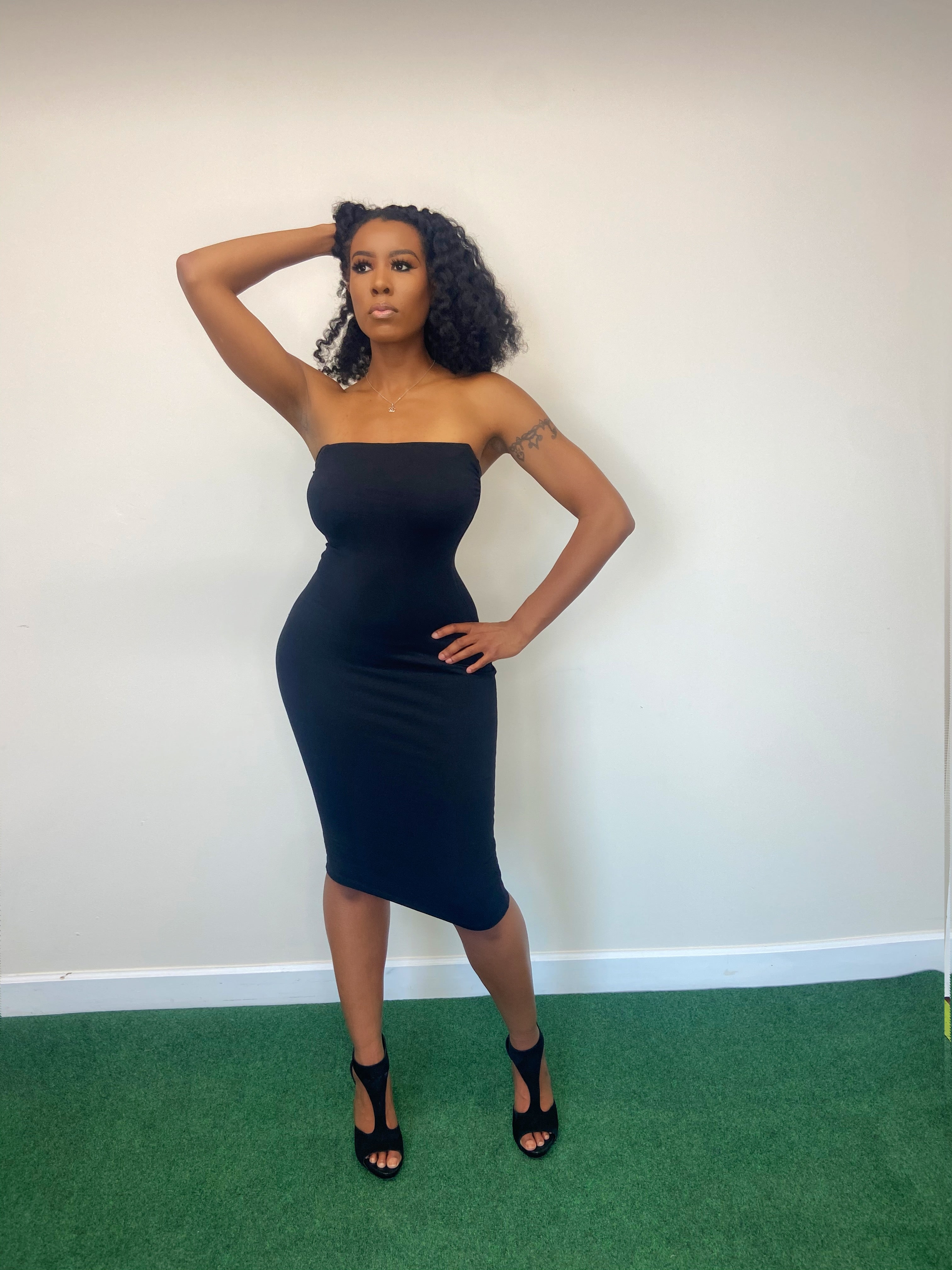 SULTRY TUBE TOP DRESS IN BLACK