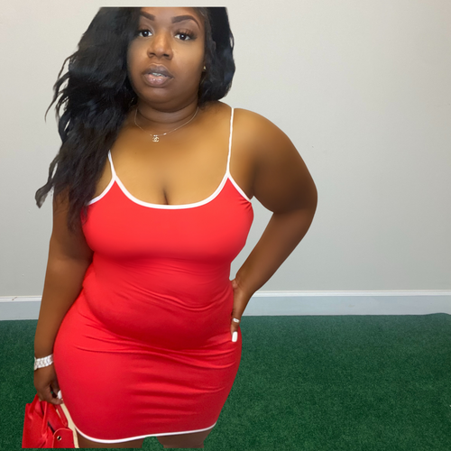 HOLD ME TIGHT DRESS (CHERRY)