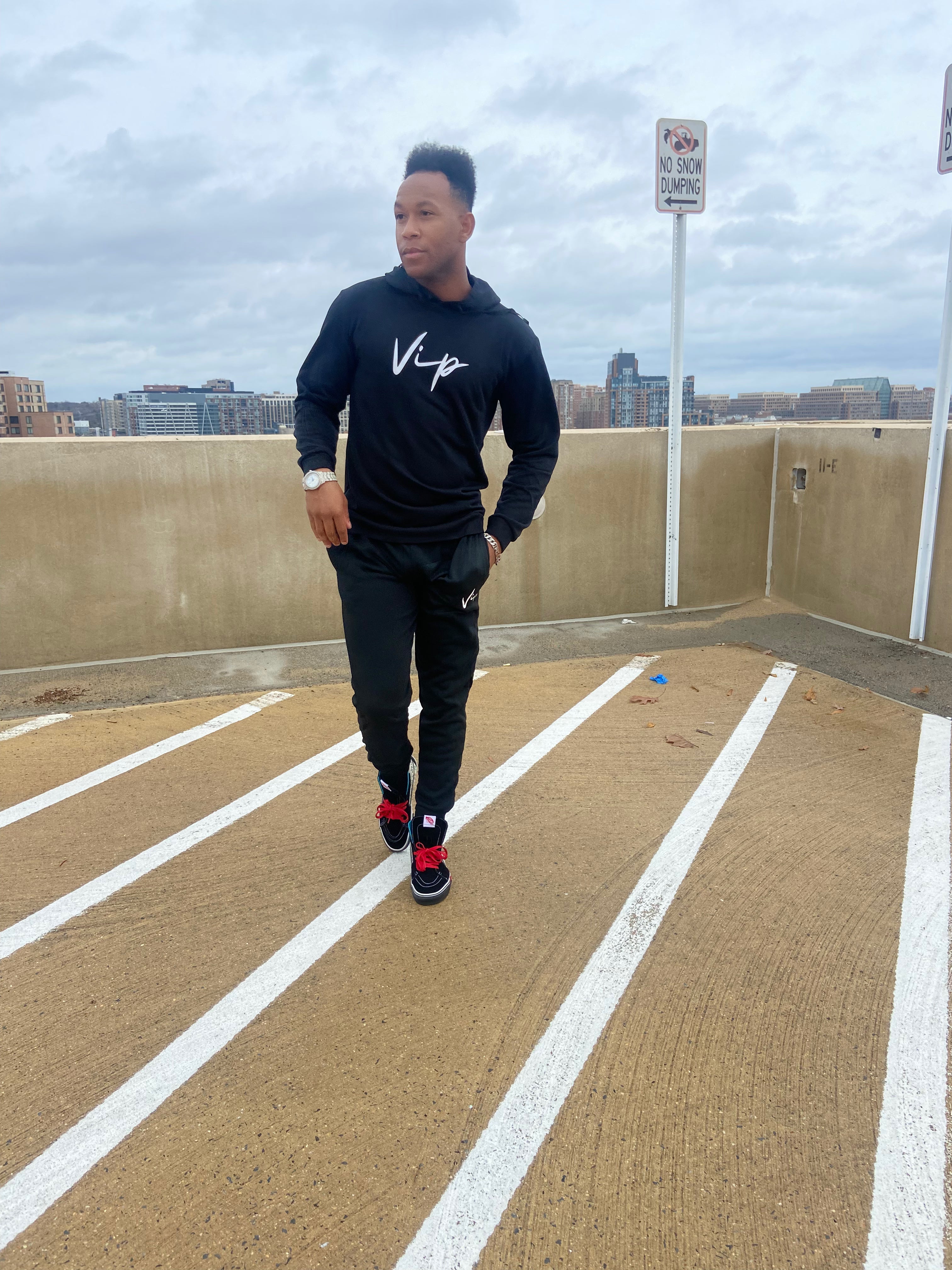 VIP SIGNATURE TRACK SUIT BLACK